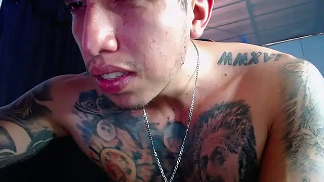 Adam_Hudsond Live XXX-Chat