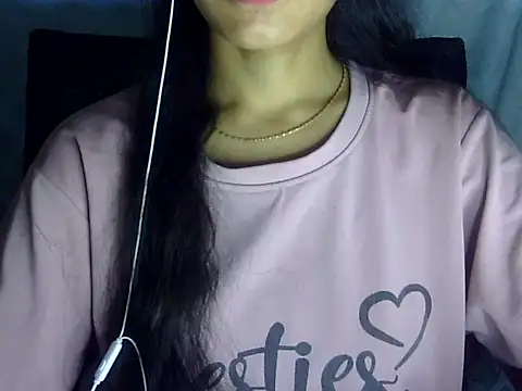 Shazi_1 Show in webcam