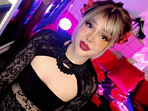 BEYBIDOMME 网络视讯表演
