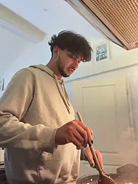 Gipsyboysteve Adlı Modelin Canlı XXX Sohbeti