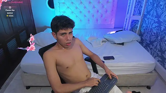 hunterwest06 Pertunjukan Webcam