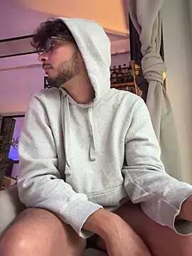 Gipsyboysteve Adlı Modelin Canlı XXX Sohbeti