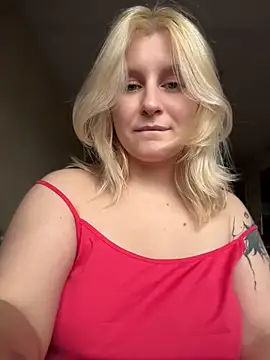 Flora_LifeSecret's Webcam Show