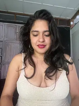 Chat XXX en directo de EmilyNoir1
