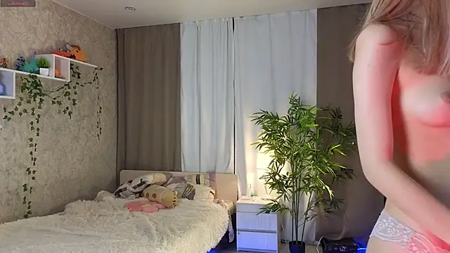 AnnyiBlue's Live XXX Chat