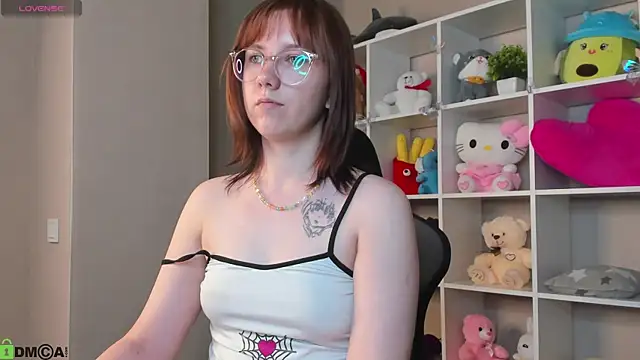 Sylvia_Ruiz's Live XXX Chat