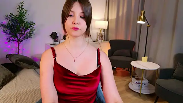 ElizaMild Adlı Modelin Canlı XXX Sohbeti