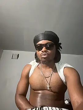 MIGHTYDEMONXXX's Live XXX Chat