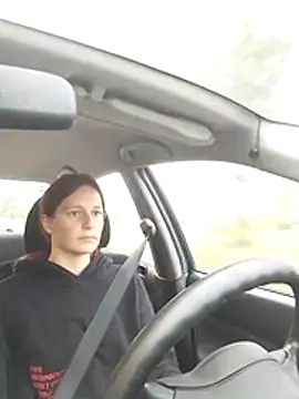 Lily_Viola élő XXX-chatje
