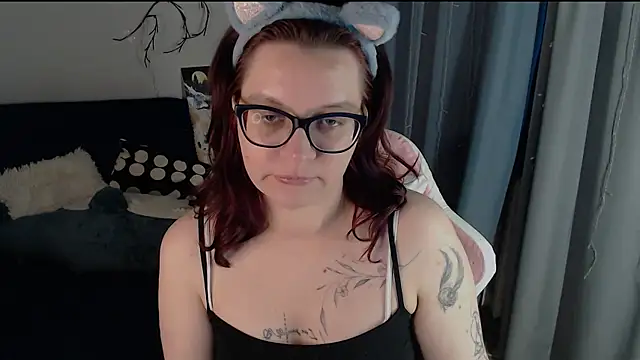 Chat XXX en directo de Milaniya_Poolys