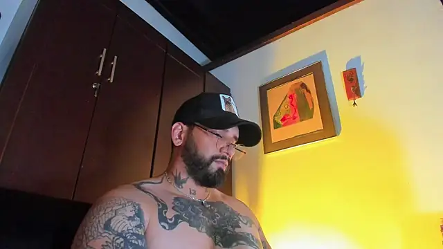 CamiloGray_ লাইভ XXX চ্যাট