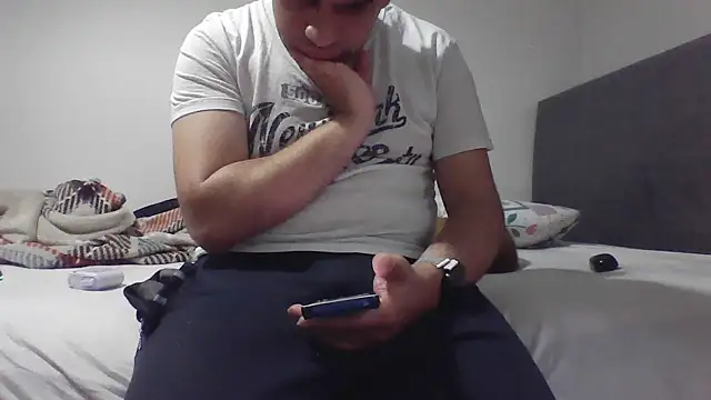 MarkusBerq_H Live XXX-chat