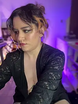NikkiNix's Live XXX Chat