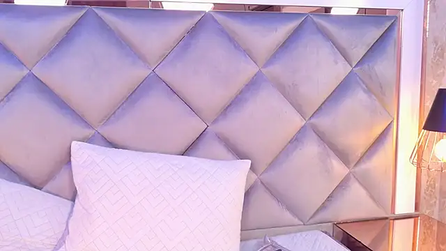 _giggy_2 – Naživo XXX chat