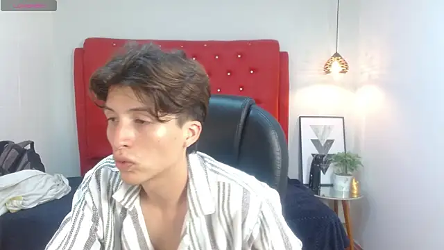 Marcoviolet webcam show
