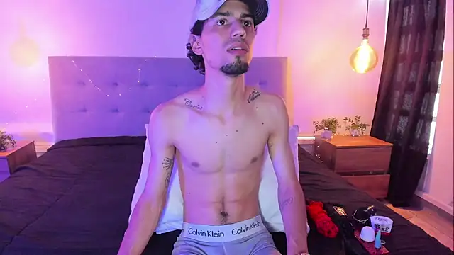 Вебкам-шоу MichaelEvanss_