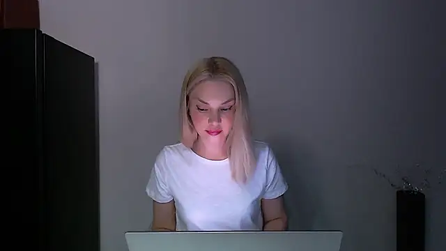 Lia_noo_regrets Live XXX-Chat