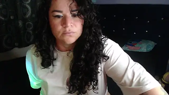 Chat XXX en directo de ANGELIQUE_KLANE