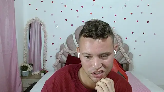 sven_fox723 Pertunjukan Webcam