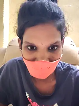 Chat XXX en directo de Shreya-telugupilla