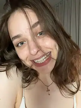 yoyogirlx: онлайн-секс-чат