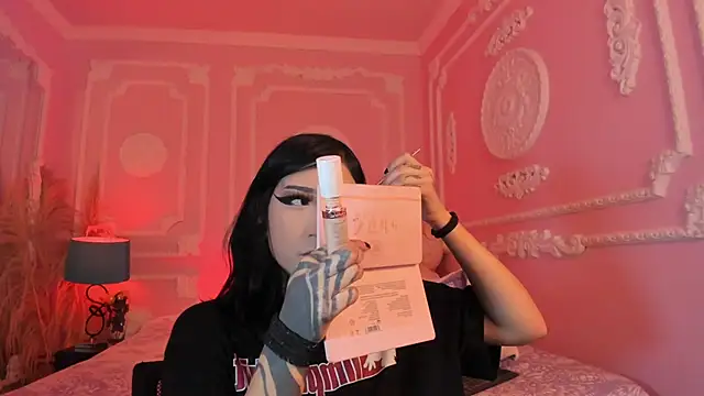 Kat_VonDe Chat XXX in diretta