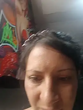 Madan_manyi – Naživo XXX chat