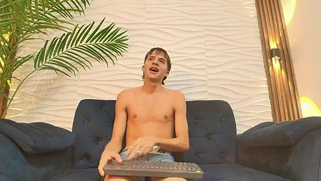 Pavo_tv লাইভ XXX চ্যাট