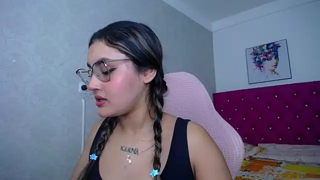 kathe-mills235's Live XXX Chat