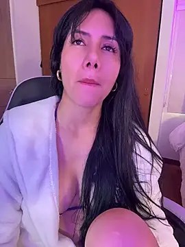 Czat XXX na żywo – ArianaReynoldss