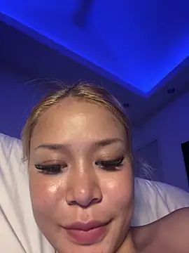 CuteNovaX Pertunjukan Webcam
