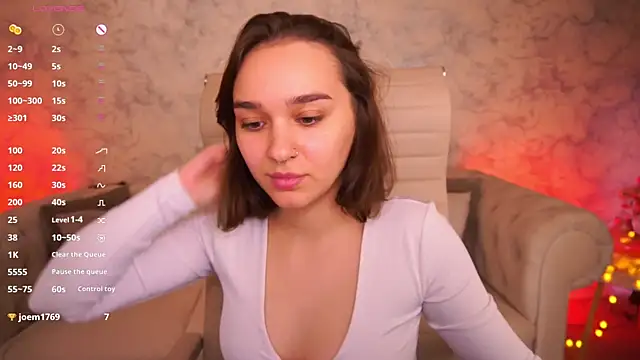 צ'אט XXX בשידור חי של FlirtyMusa