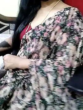 Webkamerová show sravyasexyy
