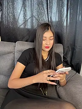 XXX chat uživo modela Aylin-fire