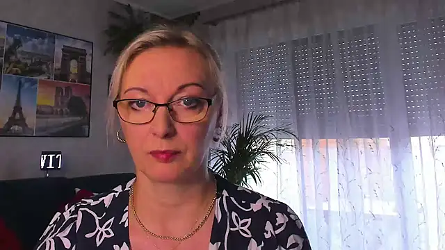 vanessa_chat Adlı Modelin Web Kamerası Şovu