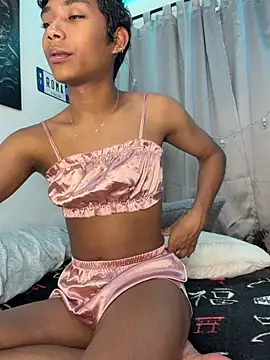 alejo_cute élő XXX-chatje