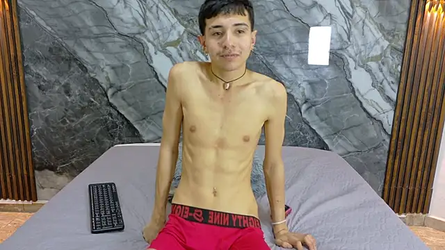 دردشة NoahWalker__ الجنسية المباشرة