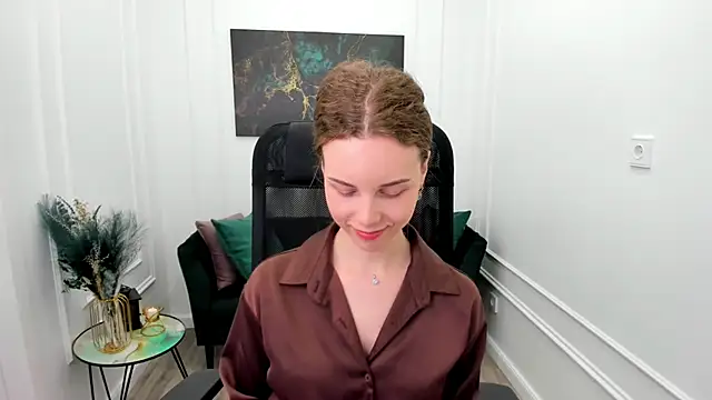 MileyWings' Live XXX Chat