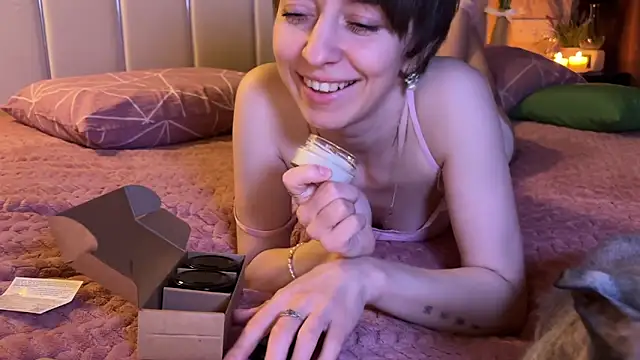 daniellia_ élő XXX-chatje