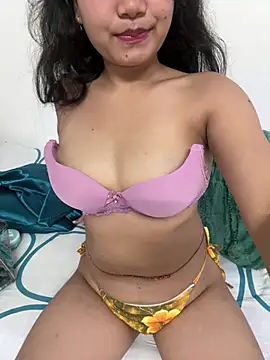 EliraMoon – webcam-show