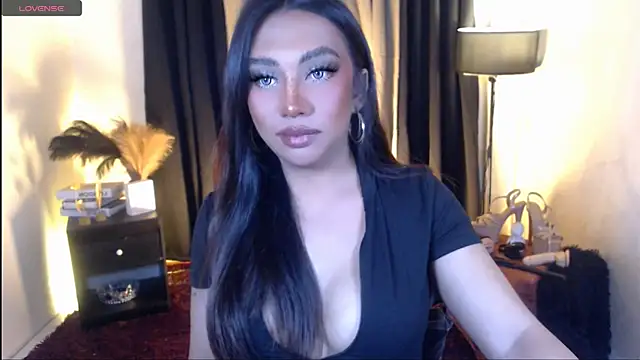 LoveMarie69xoxo 网络视讯表演