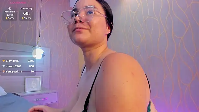 Chat +18 de bumyrose ao vivo