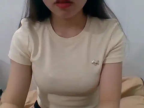 kiraa-007's Live XXX Chat