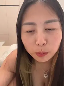 zzdd999's Live XXX Chat