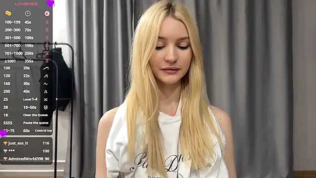 MelissaEvenns' Live XXX Chat