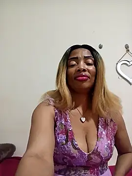SEXYMOANSXX Webcam show