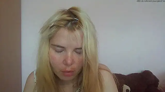 HornyElena's Live XXX Chat