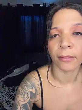 Chat XXX ao vivo de BiaDomeBiaDominatrix