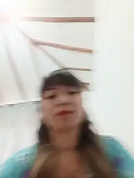tata_sanz_'s Live XXX Chat