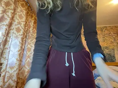 Eva_Angel3 Adlı Modelin Canlı XXX Sohbeti